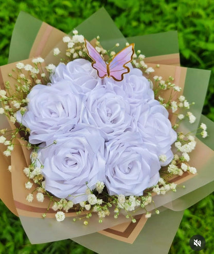 Handmade White Flowers Bouquet | Elegant & Timeless Floral Gift